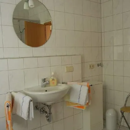 Haus Angelika Apartamento *